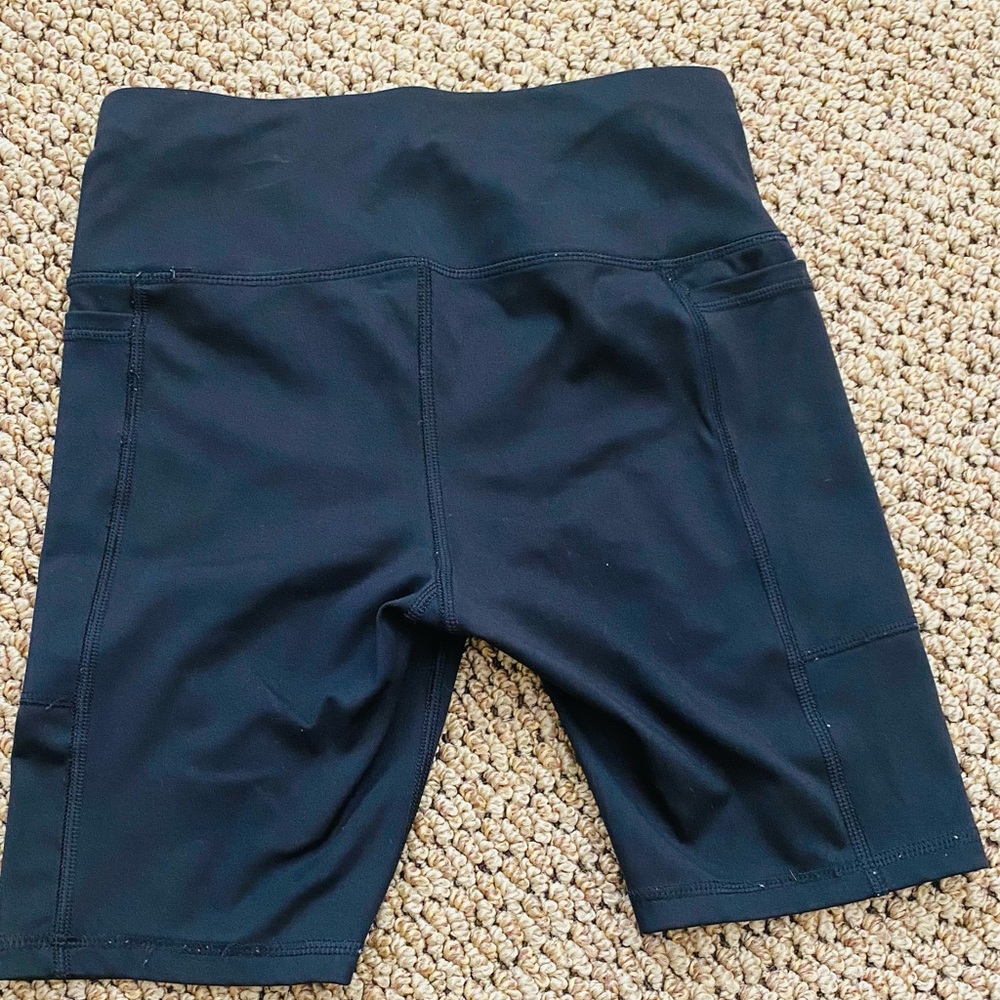 Athletic Shorts with Side Pockets!